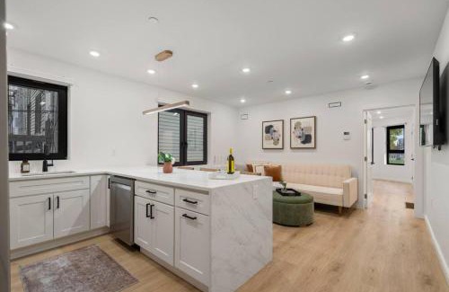 Jeffries Point Apartment | Modern Coastal City Stay Waterfront and Airport