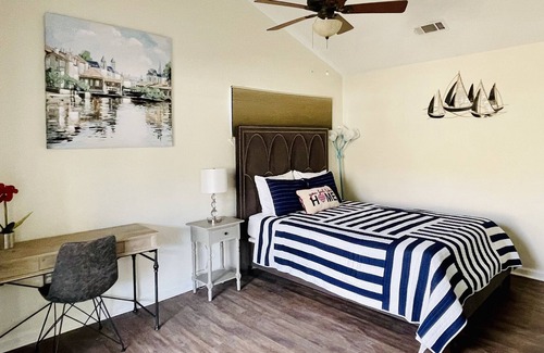 South Baton Rouge Condo | Modern Comfort 2 by Mall of Louisiana