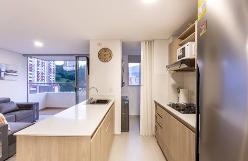 Sabaneta Apartment | Modern comfort and authentic Medellin charm.nfree parking, fast wifi