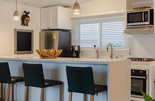 Comuna 2 Apartment | Modern Comfort by the Caribbean, Los Cocos apt Santa Marta 201
