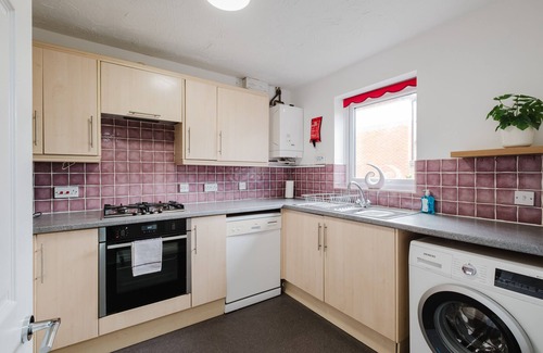 Knowle Sands House | Modern & comfortable 3 bed house