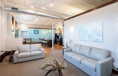 Holland Condo | Modern Condo in Downtown Holland: The Huron