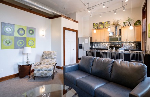 Holland Condo | Modern Condo in Downtown Holland: The Michigan