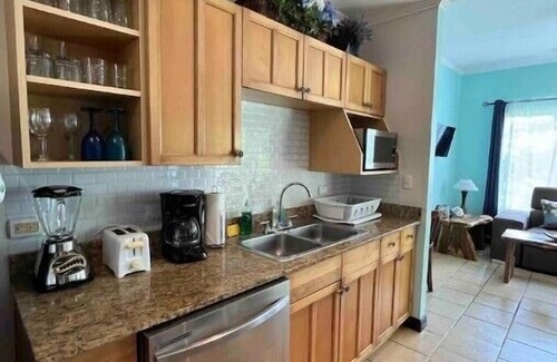 Rio Seco Condo | Modern Condo. Walking distance to Beach, Surfside Towersn
