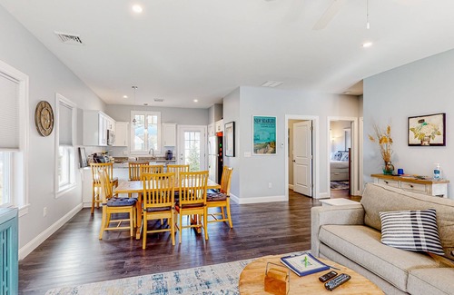 Kennebunkport Condo | Modern condo with private gas grill, shared pool, game room, and fitness center