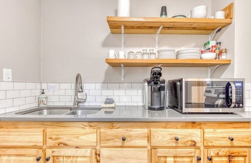 Mount Hood Village Apartment | Modern Conveniences, Rustic Charm - Mt Air Unit 12
