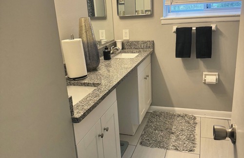 Southfield House | Modern, Convenient 2BR House