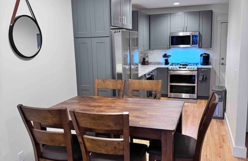 The Old Commons House | Modern Cottage Downtown. Pets are allowed