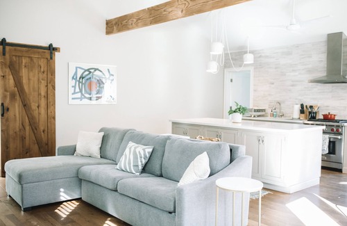 El Verano House | Modern cottage near Sonoma, Glen Ellen & Napa