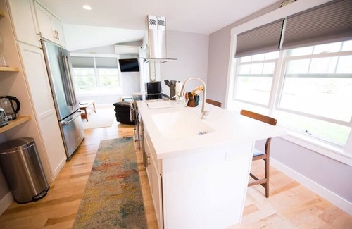 Harpswell House | Modern Cottage with Ocean Access & Wildlife