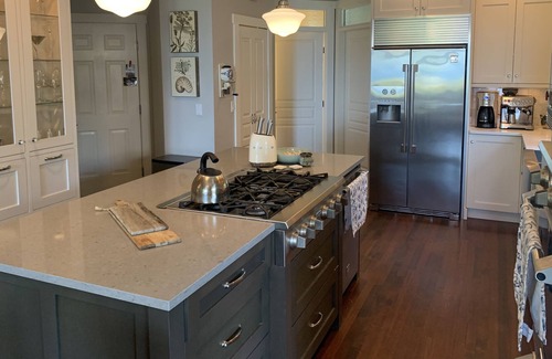 Regional District of Nanaimo House | Modern country style home on waterfront street with dead end cul-de sac