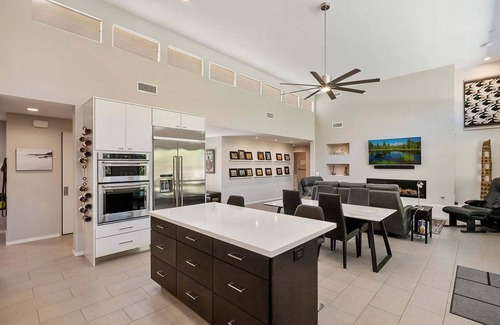 Coachella Valley House | Modern Cove Oasis. Double private lot, lap pool, close to trails and Old Town