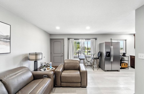 Pleasant Hill Apartment | Modern, Cozy Living in Bright, Spacious 2BR/Perfect for Professionals