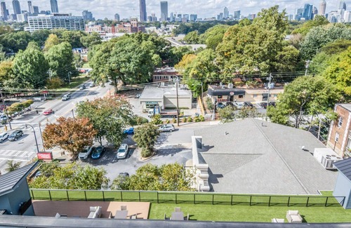 Virginia Highland Condo | Modern Décor Hideaway In The Heart Of Midtown Atlanta