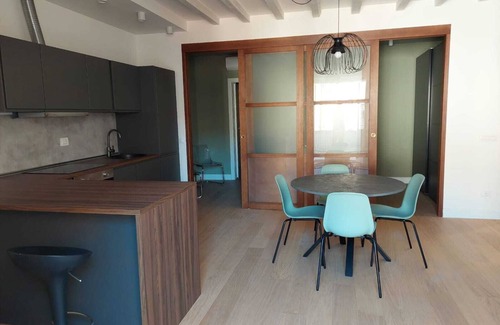 Santissima Annunziata Apartment | Modern Design Apartment in Freedom Square - 2 Bedrooms & 2 Bathrooms