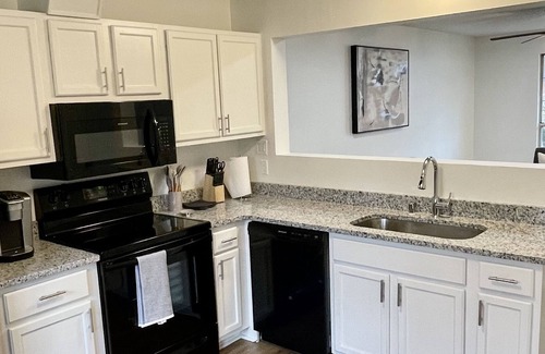 North Little Rock Other | Modern Design Rental Centrally Located