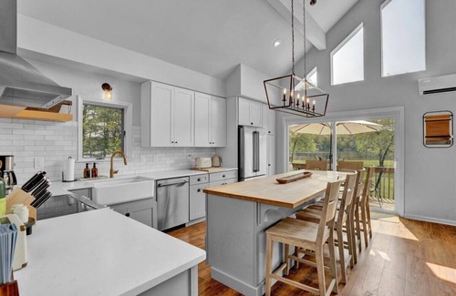 Pocono Lake Ski Chalet | Modern Direct Lakefront Home in the Poconos