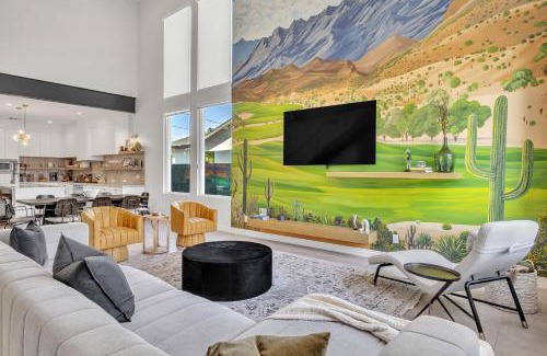Southwest Village House | Modern Dreamland in Old Town