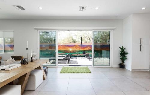 Southwest Village House | Modern Dreamland in Old Town
