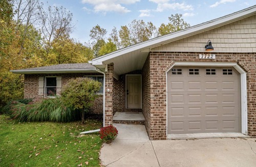 Freeland Apartment | Modern duplex in a great neighborhood!