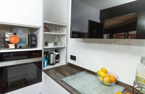 Malgrat de Mar Apartment | MODERN DUPLEX, TERRACE, 5 PAX, AIR CO,WIFI FREE.