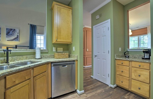 Durham House | Modern Durham Retreat w/Private Yard & Patio