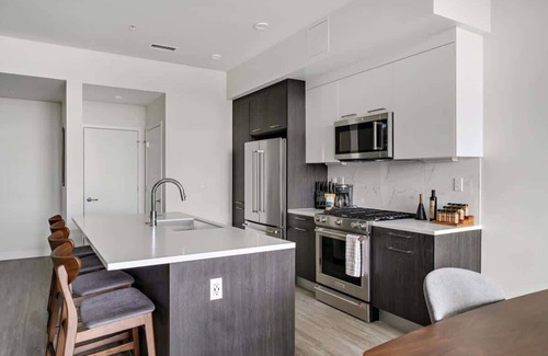 Highland Condo | Modern Eclectic Penthouse Loft | Zuni Lofts