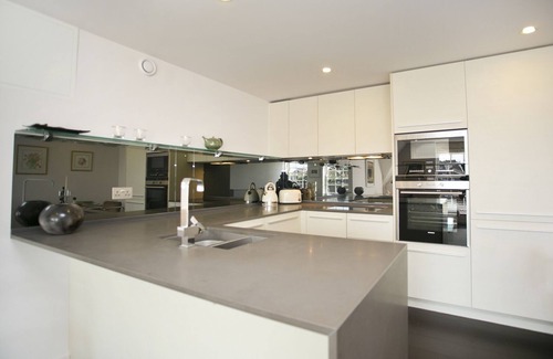 Islington Apartment | Modern Edwardian, by Veeve