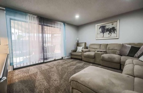 North Las Vegas House | Modern Elegance in the Heart of Las Vegas