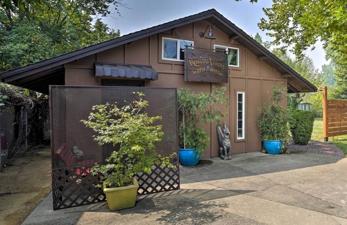 Cascade Cottage | Modern Entertainment Getaway Off Sacramento River!