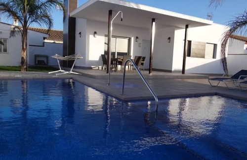 Campano House | Modern equipment, large pool, air conditioning, 4 bicycles for free use - Casa José -