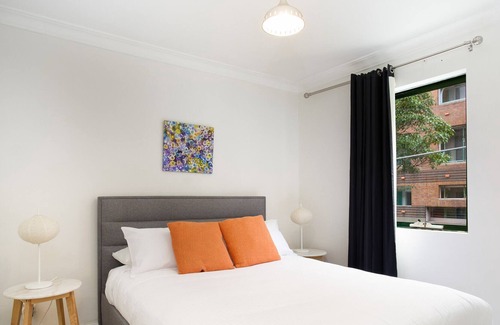 Newtown Apartment | Modern, Executive Apartment near Newtown