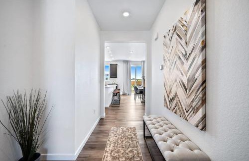 Commerce City House | Modern Executive Home Close to DEN
