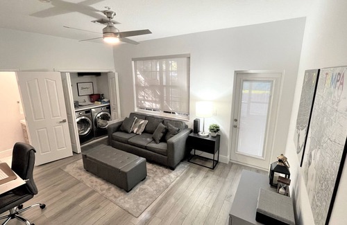 Ballast Point House | Modern Executive or Family Friendly Townhome in South Tampa