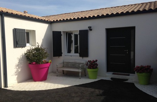 Angoulins House | Modern family home near La Rochelle