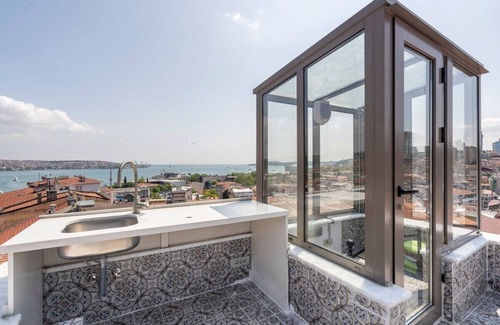 Besiktas Apartment | Modern, family-sized flat with breathtaking views on the iconic Bosphorus.