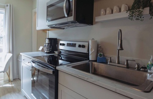 Johnson City Apartment | Modern Farmhouse 1 Bed Apartment in Johnson City