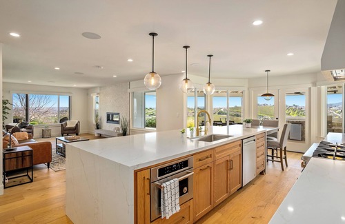 Paso Robles House | Modern Farmhouse w/pool, hot tub & spectacular views