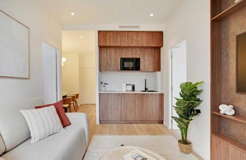 Quartier de la Chapelle Apartment | Modern Flat - 2BR-6P - Northern Paris