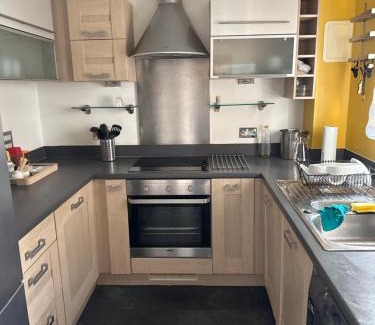 Southampton City Centre Apartment | Modern flat