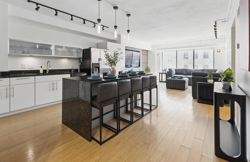 Wholesale District Apartment | Modern Flat in the Heart of Indianapolis
