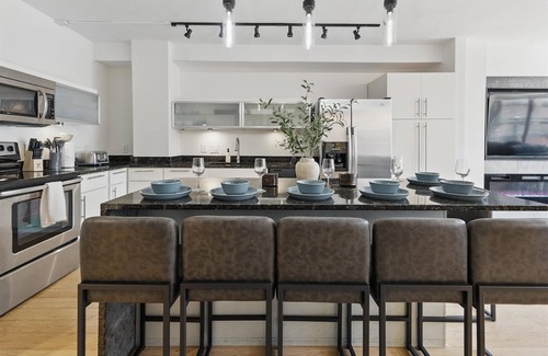 Wholesale District Apartment | Modern Flat in the Heart of Indianapolis