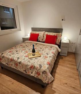 Bromley North Apartment | Modern Flat near Central London!