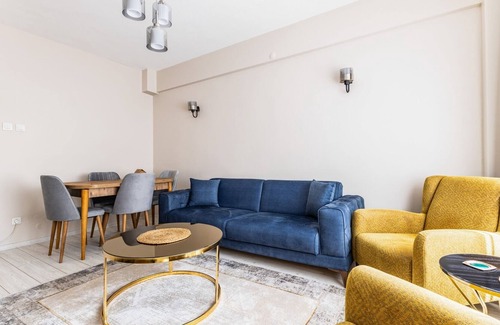 Rasimpasa Apartment | Modern Flat w Balcony 2 min to Marmaray in Kadikoy