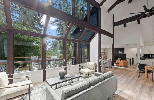 Artondale House | Modern Forest Retreat: Dog Friendly Scenic Views