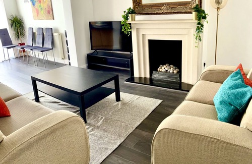 Dollis Hill House | Modern, four bedroom semi detached house with off street parking