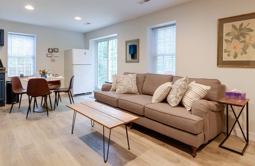 Fredericksburg Apartment | Modern Fredericksburg Vacation Rental w/ Patio