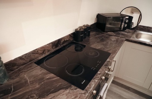 Bradford Apartment | Modern Freshly Furnished Apartment City Centre, Foster Square
