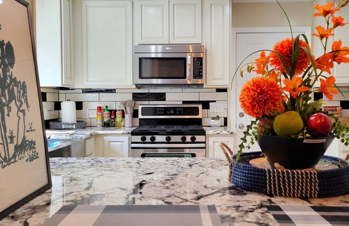 Nob Hill House | Modern, Fully Stocked, Nob Hill Home