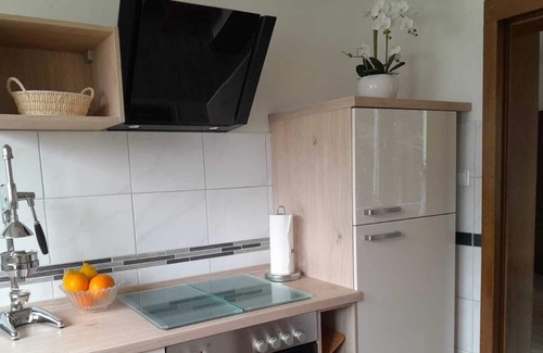 Morsdorf Apartment | Modern furnished vacation apartment with conservatory and terrace